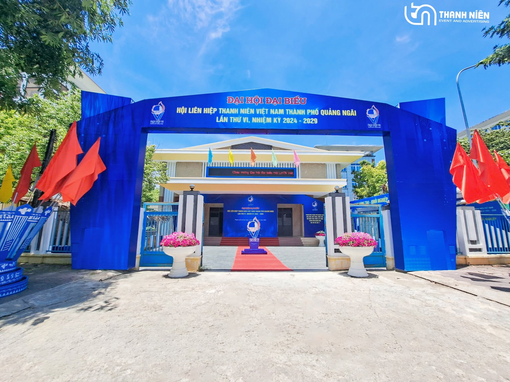 tổ chức sự kiện