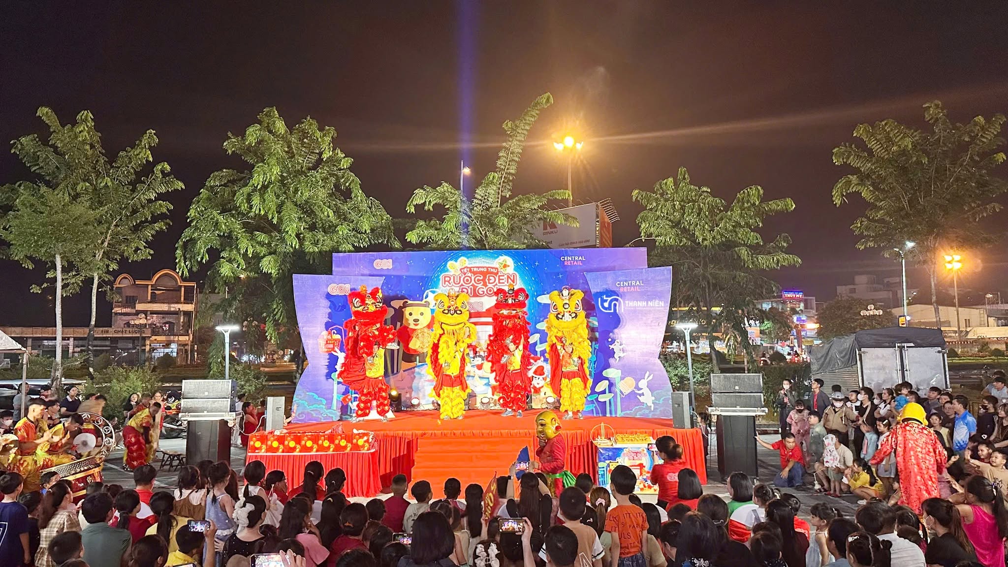 Tổ chức Tết Trung thu