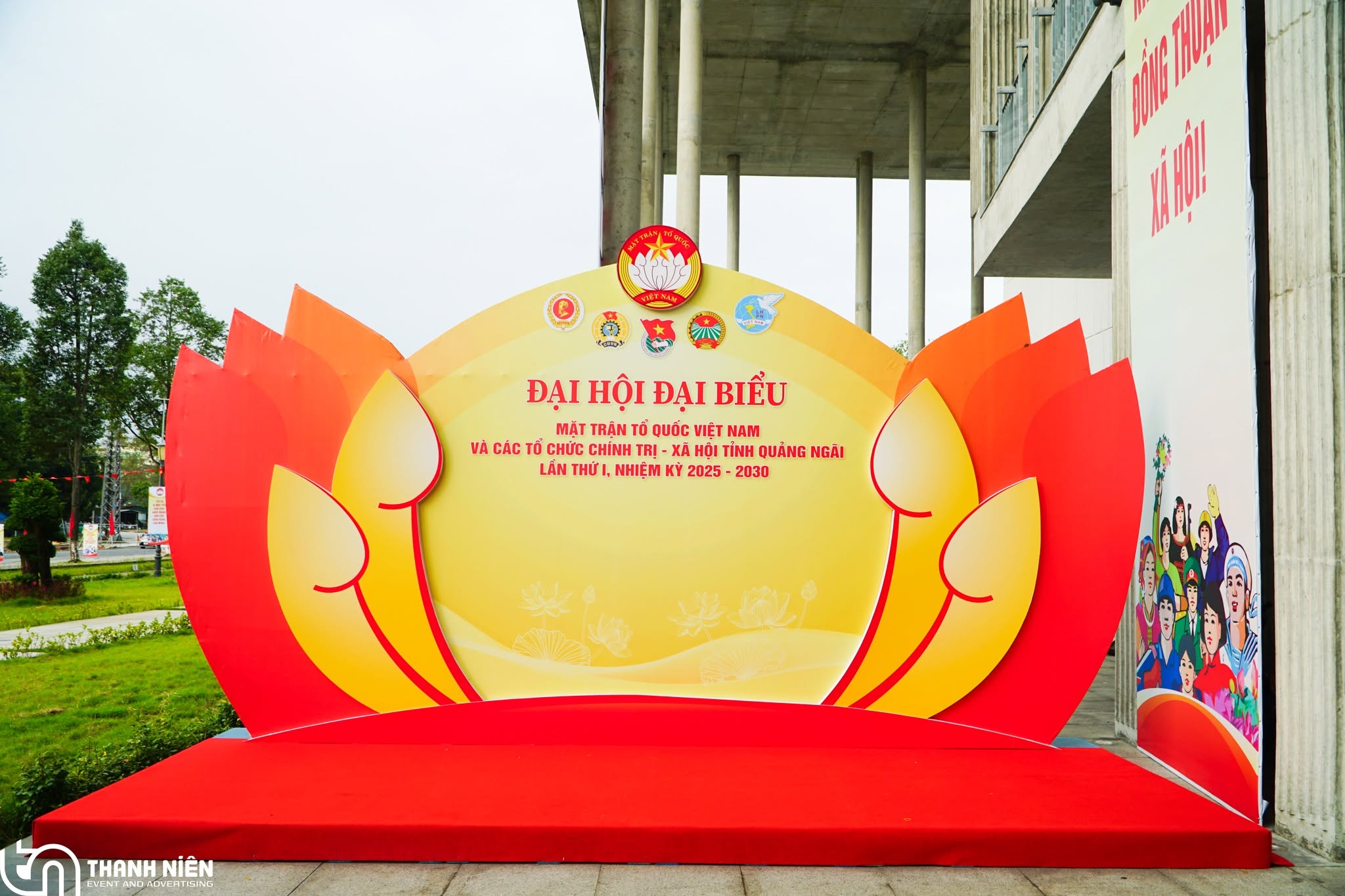 tổ chức sự kiện