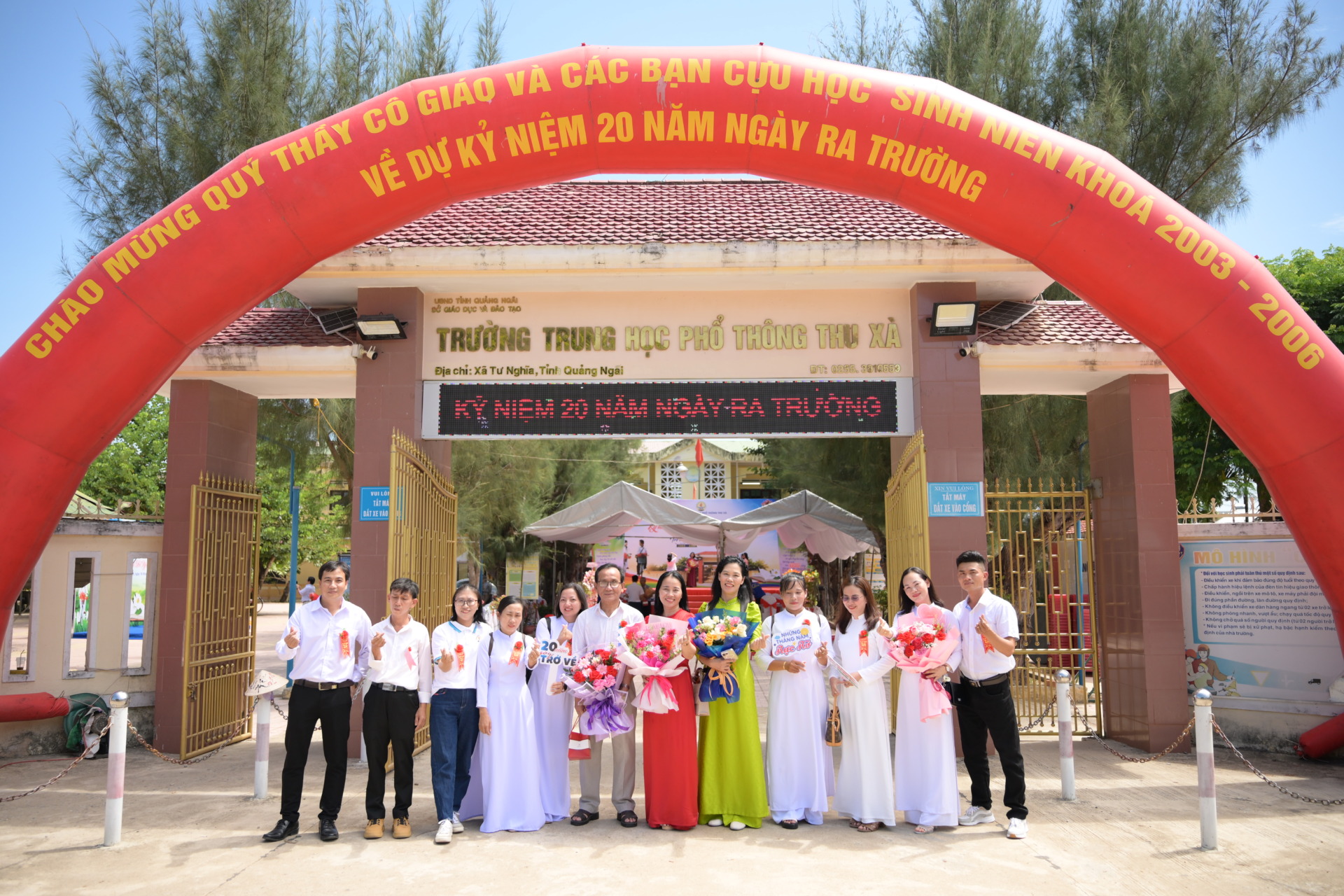 Trường THPT Thu Xà