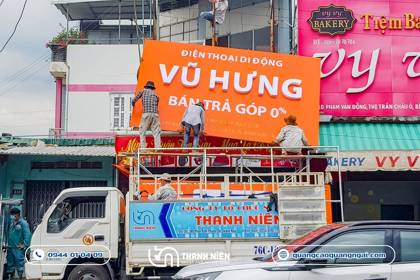 Xu hướng bảng hiệu chuyển mạnh mẽ từ các loại biển bạt đơn giản sang những chất liệu cao cấp hơn