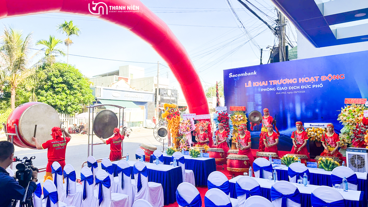 Khai trương Sacombank Đức Phổ